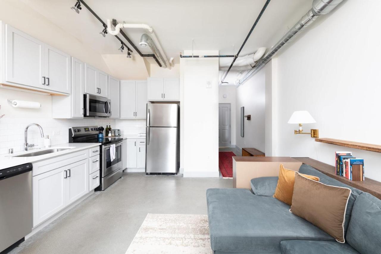Brewery District 2-Story 2Br Apt Near Fiserv With Rooftop, Gym, And Parking Milwaukee Exterior photo