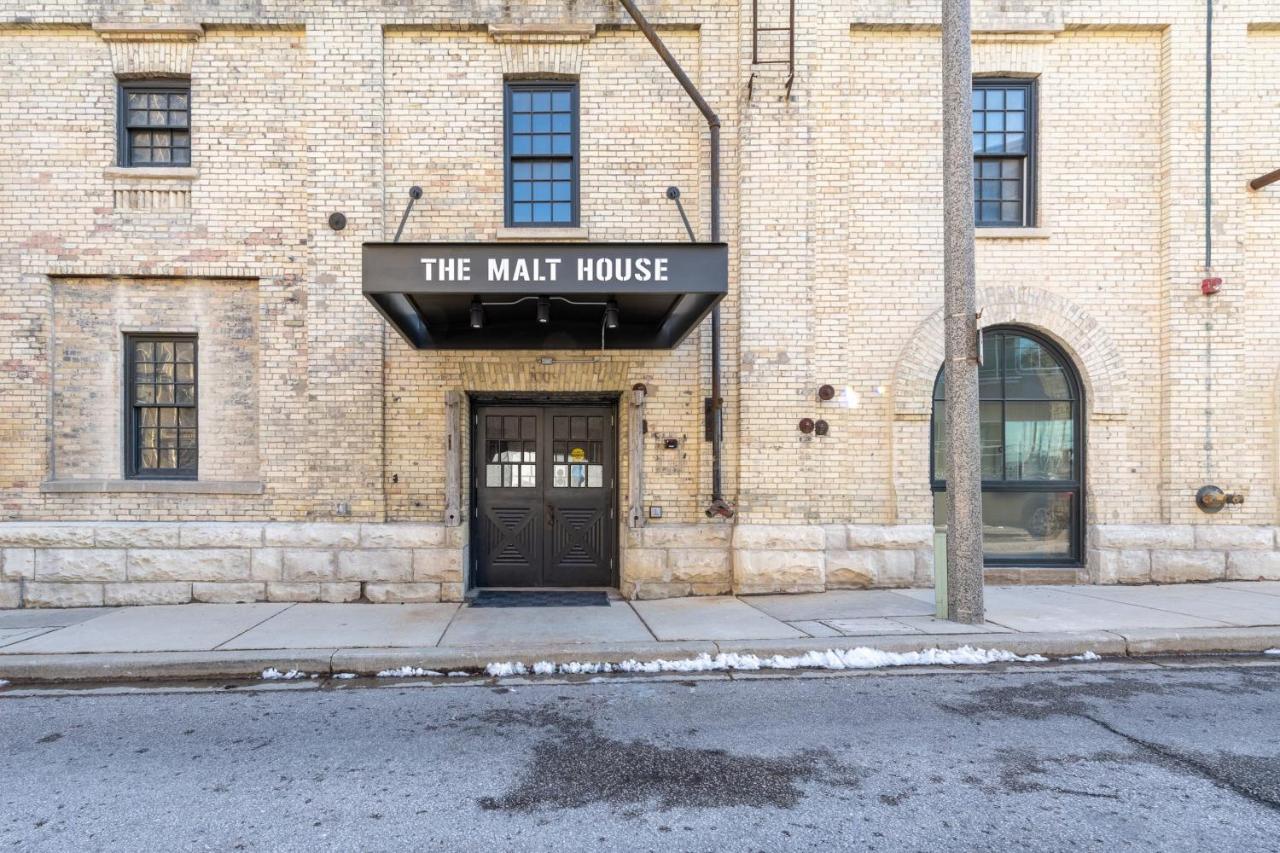 Brewery District 2-Story 2Br Apt Near Fiserv With Rooftop, Gym, And Parking Milwaukee Exterior photo